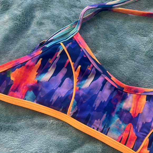 Jolyn Swim Top - Picture 2 of 5